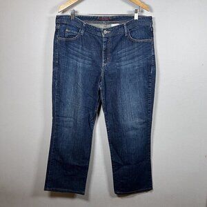 Eddie Bauer Jeans Straight Leg Classic Fit Medium Wash Denim Blue Women’s 16
